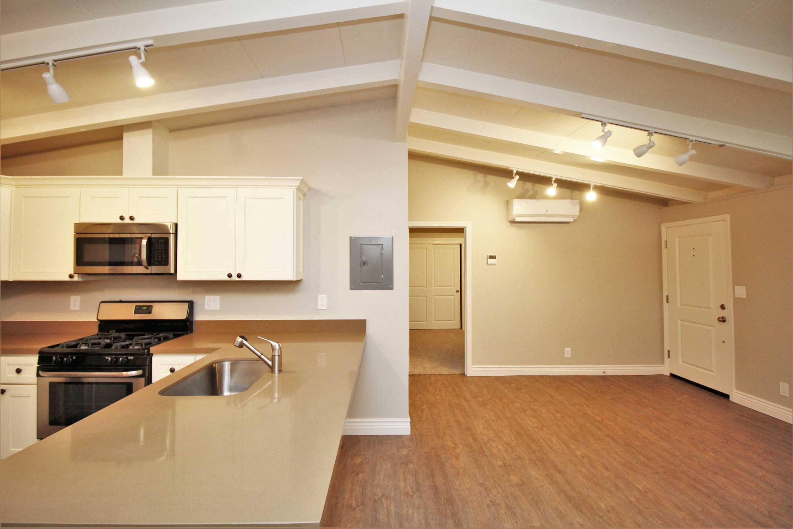 Almanor Apartments photo 5